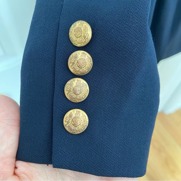 Ralph Lauren Women’s 100% Wool Navy Gold Classic Logo Crest 2 Piece Suit Blazer - Picture 9 of 14